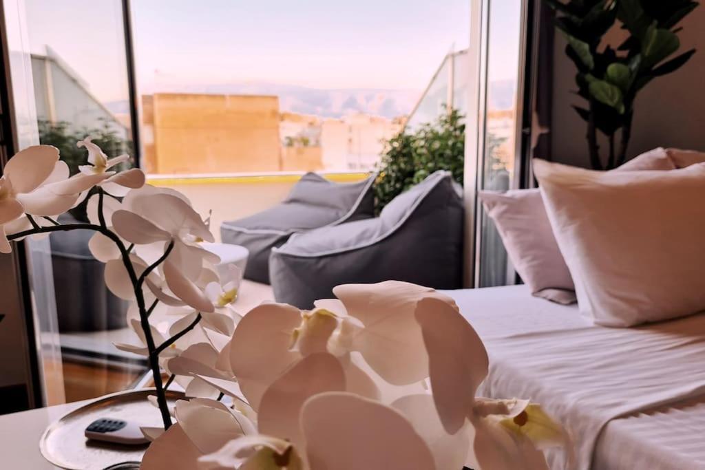 Heated Plunge Pool & Firepit Acropolis Penthouse Apartment Athens Ngoại thất bức ảnh