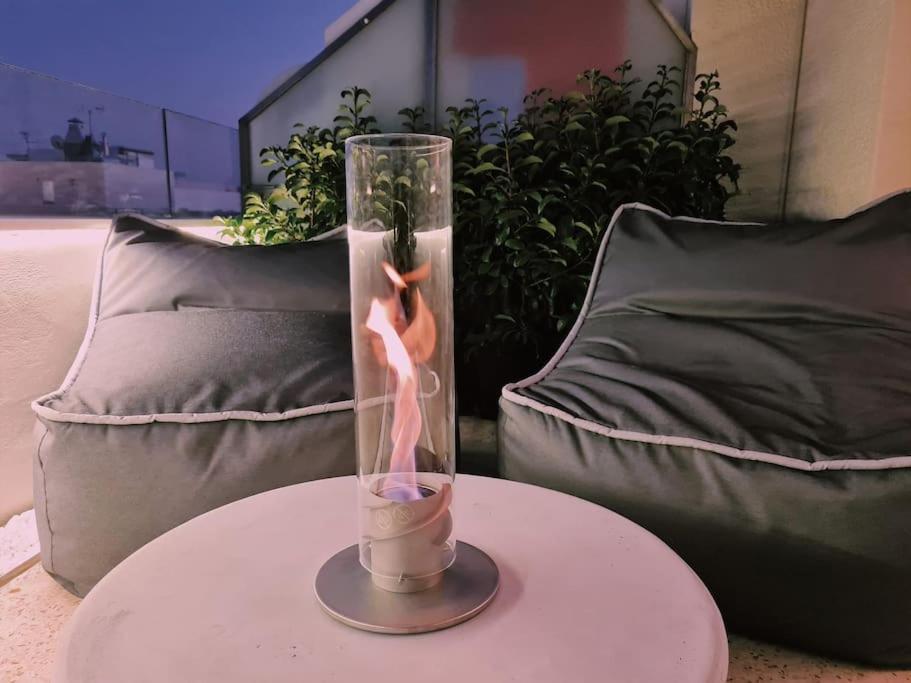 Heated Plunge Pool & Firepit Acropolis Penthouse Apartment Athens Ngoại thất bức ảnh