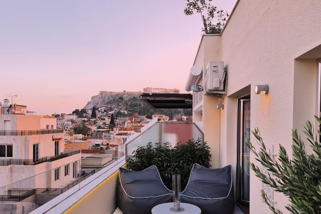 Heated Plunge Pool & Firepit Acropolis Penthouse Apartment Athens Ngoại thất bức ảnh